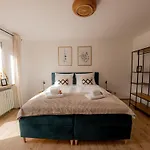 Come4stay - 2 - Bis Zu 4 Gaeste By Interhome * باساو